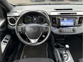 Toyota RAV4 (2018) thumbnail 22
