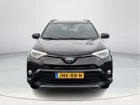 Toyota RAV4 (2018) thumbnail 4
