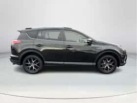 Toyota RAV4 (2018) thumbnail 32