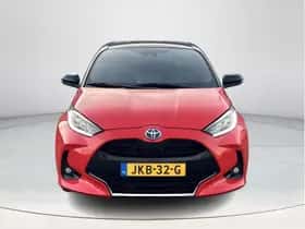 Toyota Yaris (2021) thumbnail 4