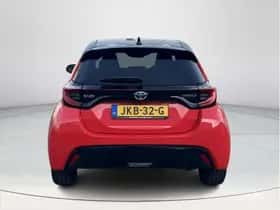 Toyota Yaris (2021) thumbnail 5