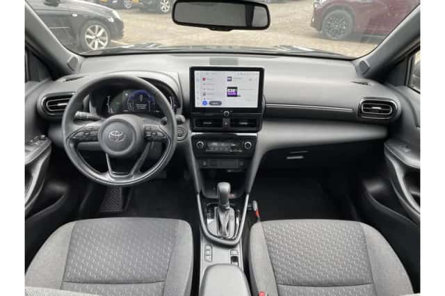 Toyota Yaris Cross (2025) thumbnail 6