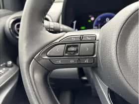 Toyota Yaris Cross (2025) thumbnail 15