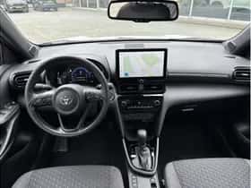 Toyota Yaris Cross (2025) thumbnail 6