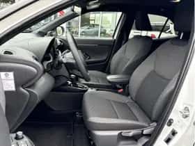 Toyota Yaris Cross (2025) thumbnail 7