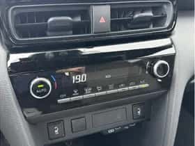 Toyota Yaris Cross (2025) thumbnail 16