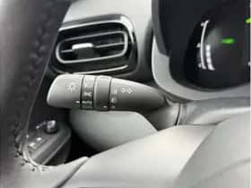 Toyota Yaris Cross (2025) thumbnail 21
