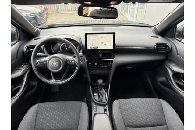 Toyota Yaris Cross (2025) thumbnail 6