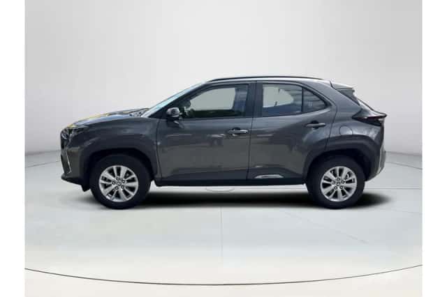 Toyota Yaris Cross (2023) thumbnail 2