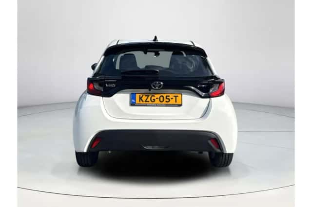 Toyota Yaris (2026) thumbnail 4