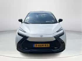 Toyota C-HR (2023) thumbnail 4