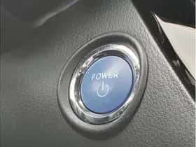 Toyota C-HR (2020) thumbnail 22