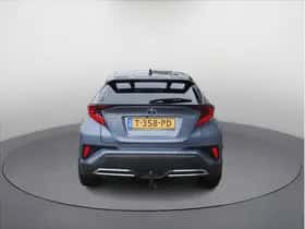Toyota C-HR (2020) thumbnail 4