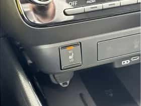 Toyota Yaris (2024) thumbnail 24
