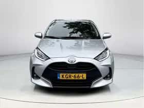 Toyota Yaris (2024) thumbnail 4