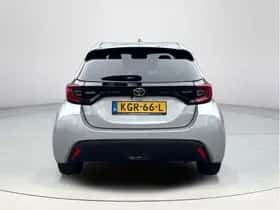 Toyota Yaris (2024) thumbnail 5