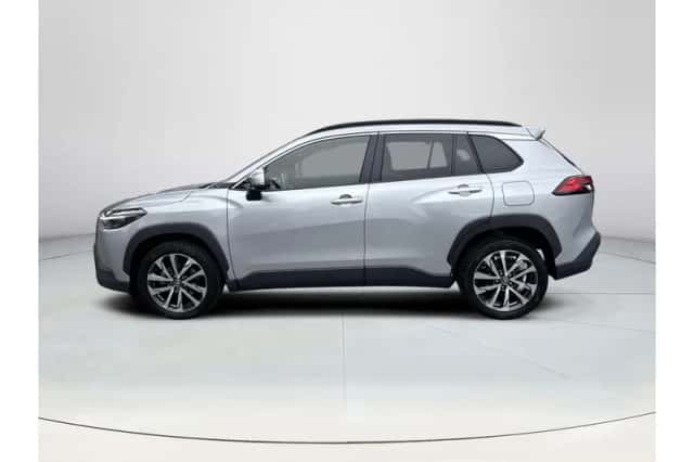 Toyota Corolla (2025) thumbnail 2