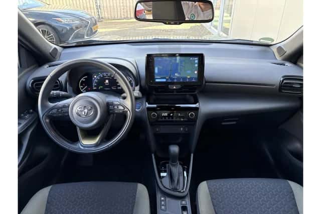 Toyota Yaris Cross (2023) thumbnail 6