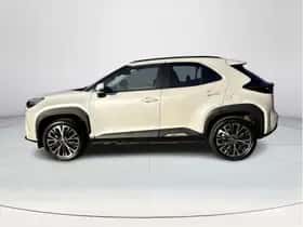 Toyota Yaris Cross (2024) thumbnail 2