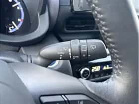 Toyota Yaris Cross (2024) thumbnail 22