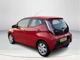 Toyota Aygo (2017) thumbnail 3