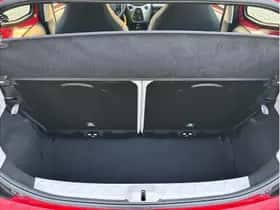 Toyota Aygo (2017) thumbnail 27