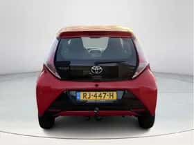Toyota Aygo (2017) thumbnail 5