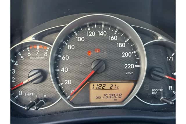 Toyota Verso-S (2012) thumbnail 4