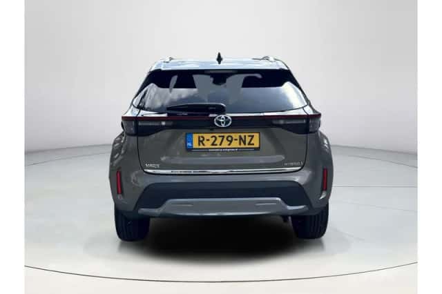 Toyota Yaris Cross (2022) thumbnail 4