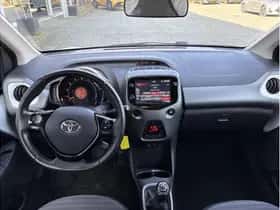 Toyota Aygo (2019) thumbnail 6