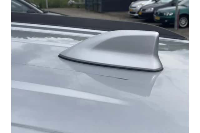 Toyota Corolla (2023) thumbnail 5