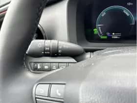 Toyota C-HR (2025) thumbnail 20