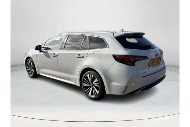Toyota Corolla (2025) thumbnail 3
