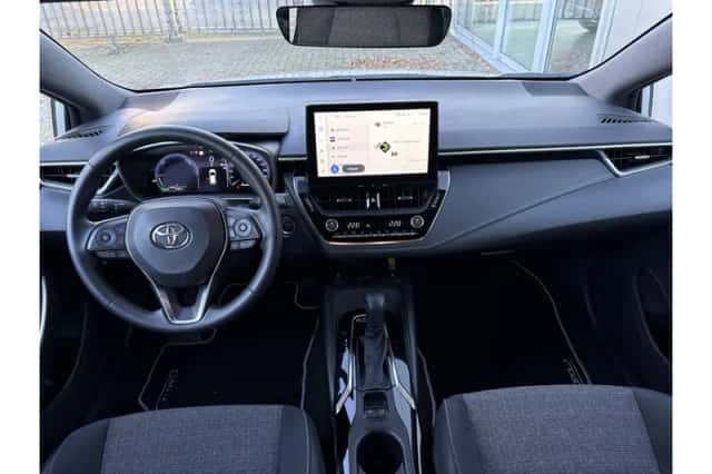 Toyota Corolla (2025) thumbnail 6