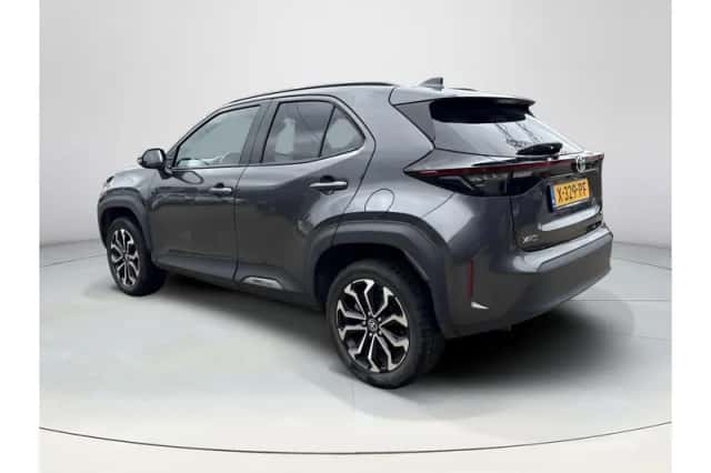 Toyota Yaris Cross (2024) thumbnail 3