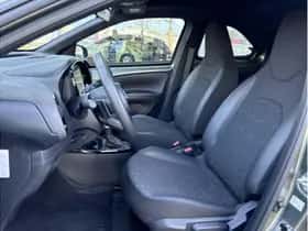 Toyota Aygo X (2023) thumbnail 7