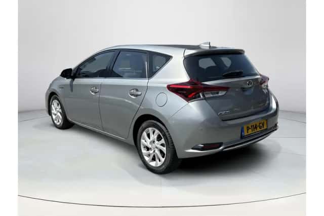 Toyota Auris (2019) thumbnail 3