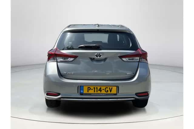 Toyota Auris (2019) thumbnail 5