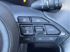 Toyota Yaris Cross (2024) thumbnail 25