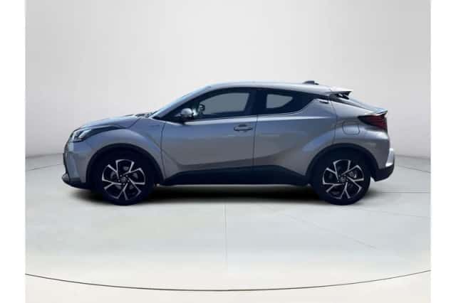 Toyota C-HR (2022) thumbnail 4