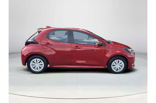 Toyota Yaris (2022) thumbnail 6