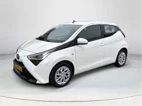 Toyota Aygo (2021) thumbnail 1