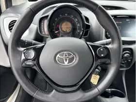 Toyota Aygo (2021) thumbnail 14