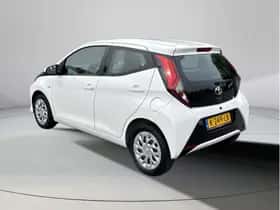 Toyota Aygo (2021) thumbnail 3