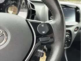 Toyota Aygo (2021) thumbnail 22