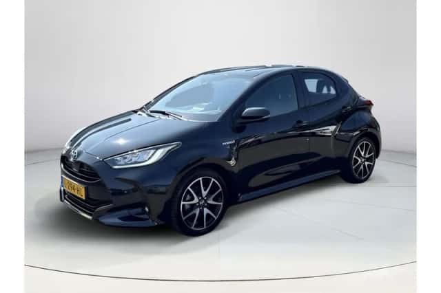 Toyota Yaris (2021) thumbnail 1