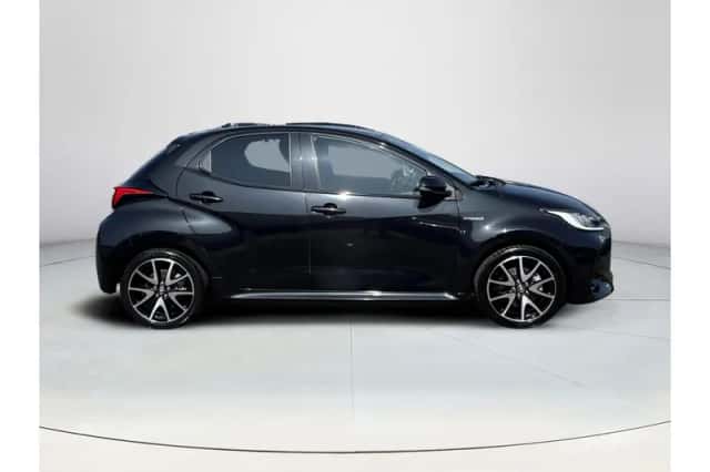 Toyota Yaris (2021) thumbnail 6
