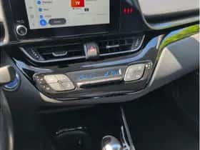 Toyota C-HR (2023) thumbnail 17