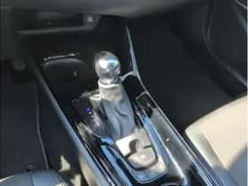 Toyota C-HR (2023) thumbnail 18