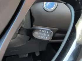 Toyota C-HR (2023) thumbnail 20